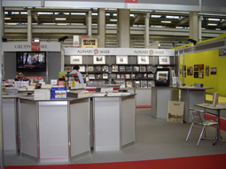 Stand Sole 24 Ore per Fiera Libro